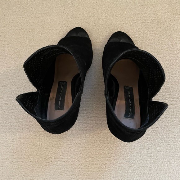 Steve Madden Booties - Picture 5 of 8